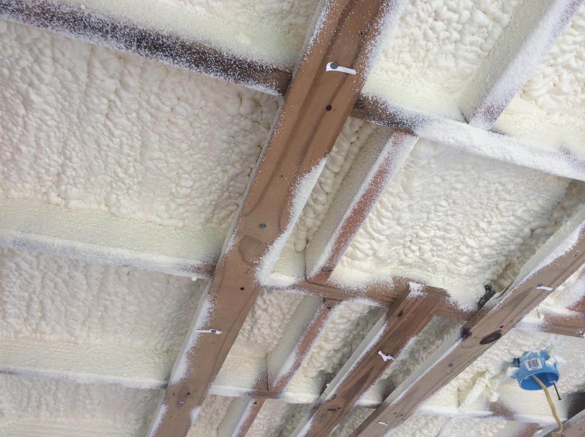 closed celle spray foam insulation in river ridge - rm laplace
